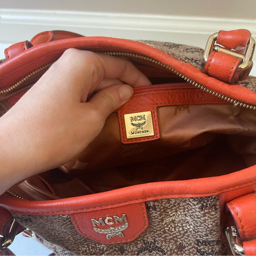 MCM Visetos Monogram Canvas Leather Orange Large Tote Bag Crossbody Zip Top - Picture 5 of 6
